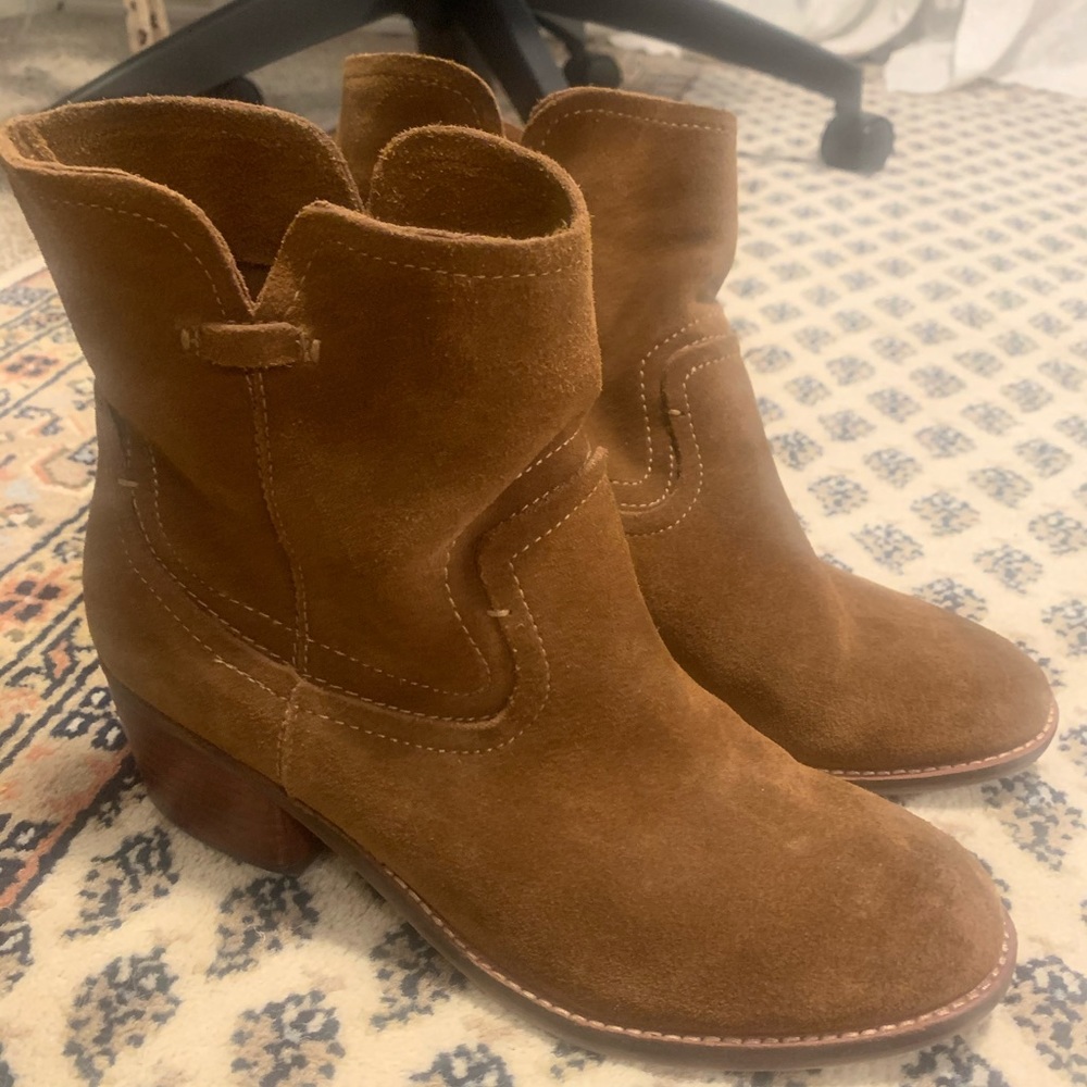 Dolce Vita Brown Booties